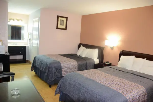 Flamingo Motel 10